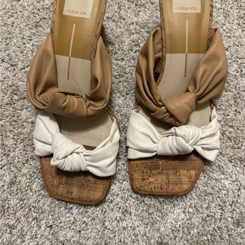 Dolce Vita Naji Knotted Heel Sandals in Tan and White